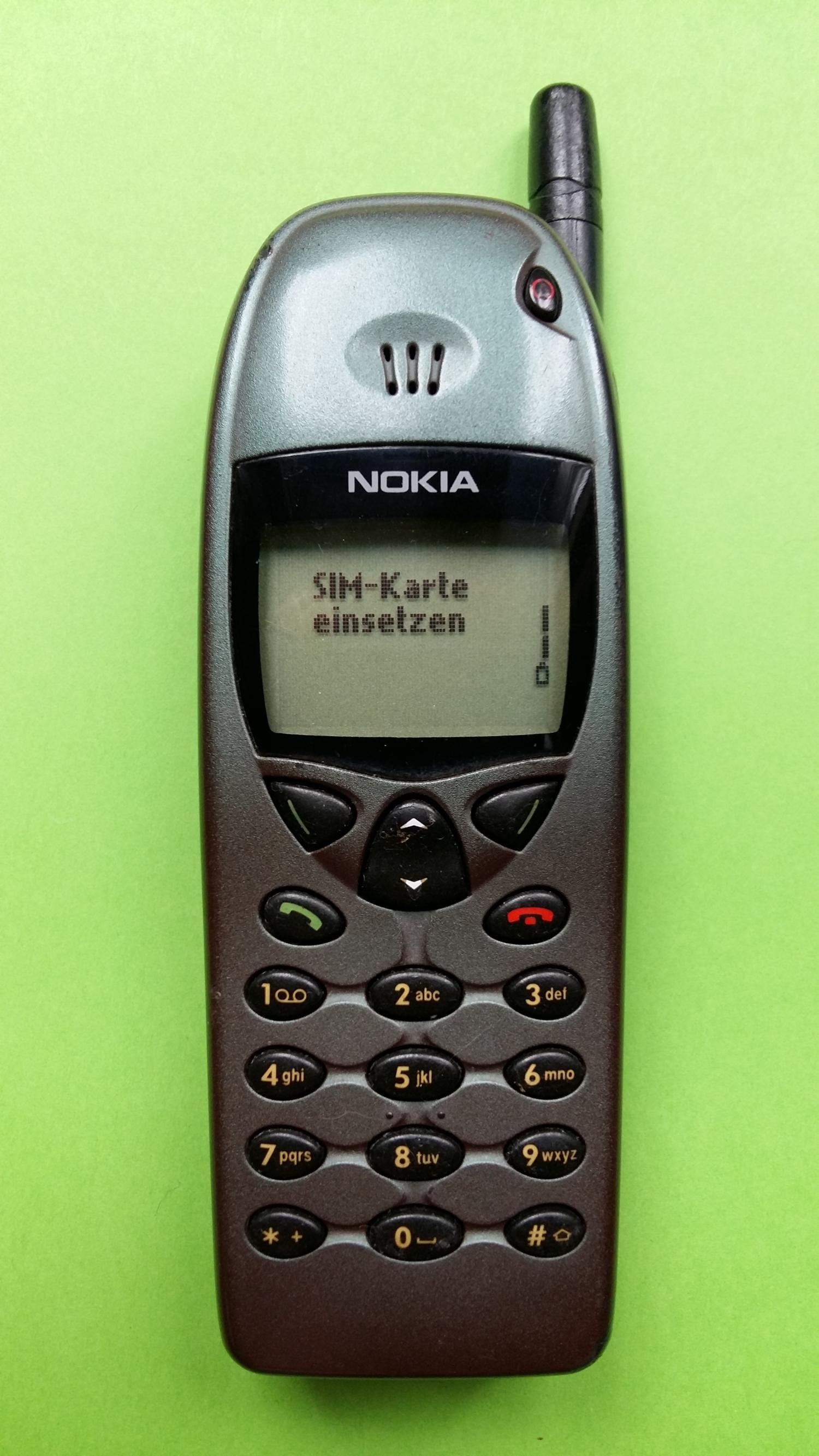 image-7305010-Nokia 6110 (10)1.jpg